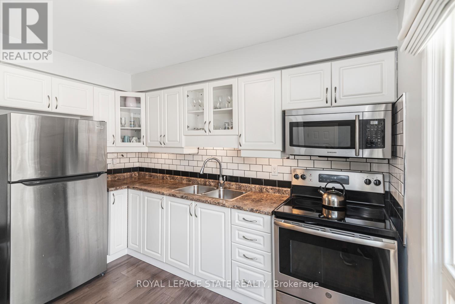 12 - 1301 Upper Gage Street, Hamilton, Ontario  L8W 1E5 - Photo 11 - X12454479