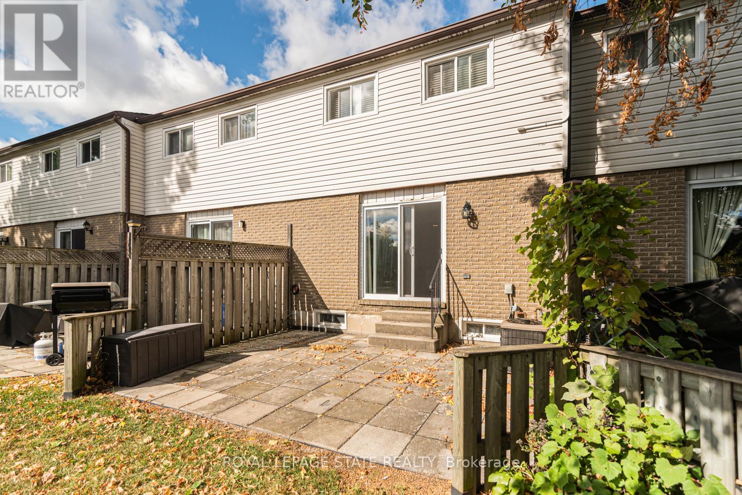 12 - 1301 Upper Gage Street, Hamilton, Ontario  L8W 1E5 - Photo 28 - X12454479