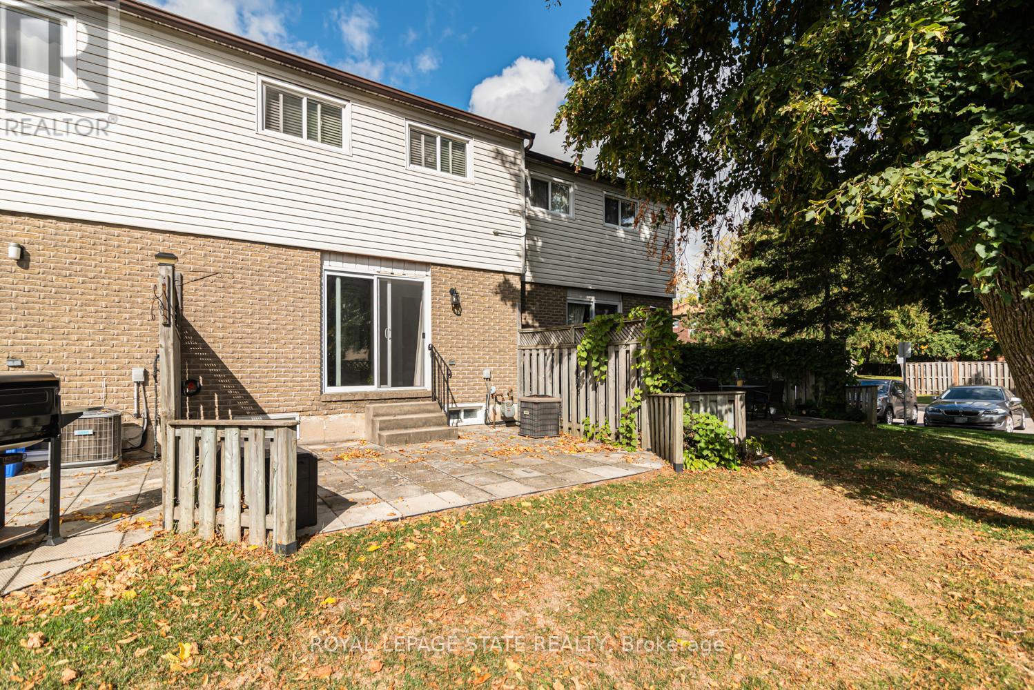 12 - 1301 Upper Gage Street, Hamilton, Ontario  L8W 1E5 - Photo 30 - X12454479