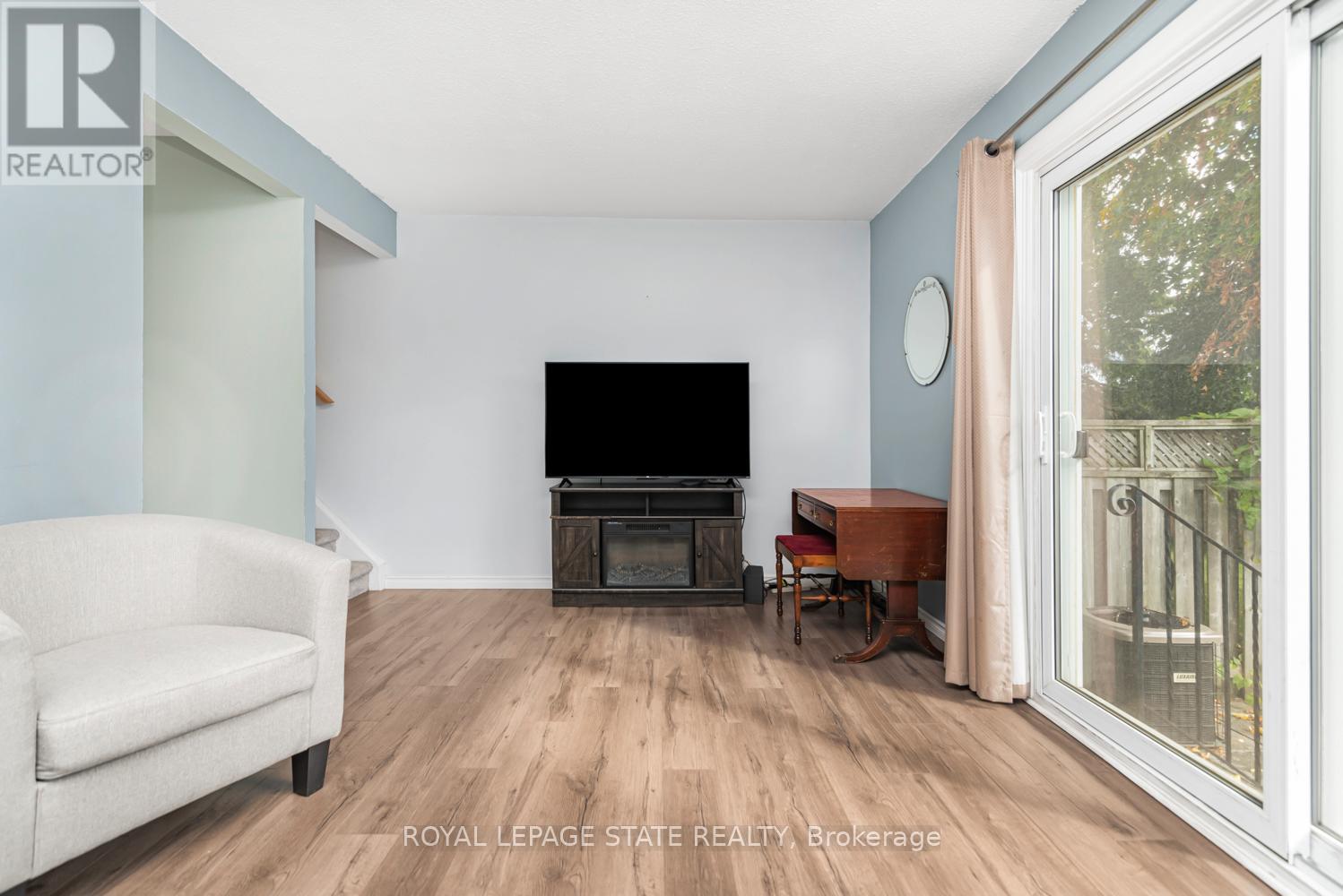 12 - 1301 Upper Gage Street, Hamilton, Ontario  L8W 1E5 - Photo 5 - X12454479