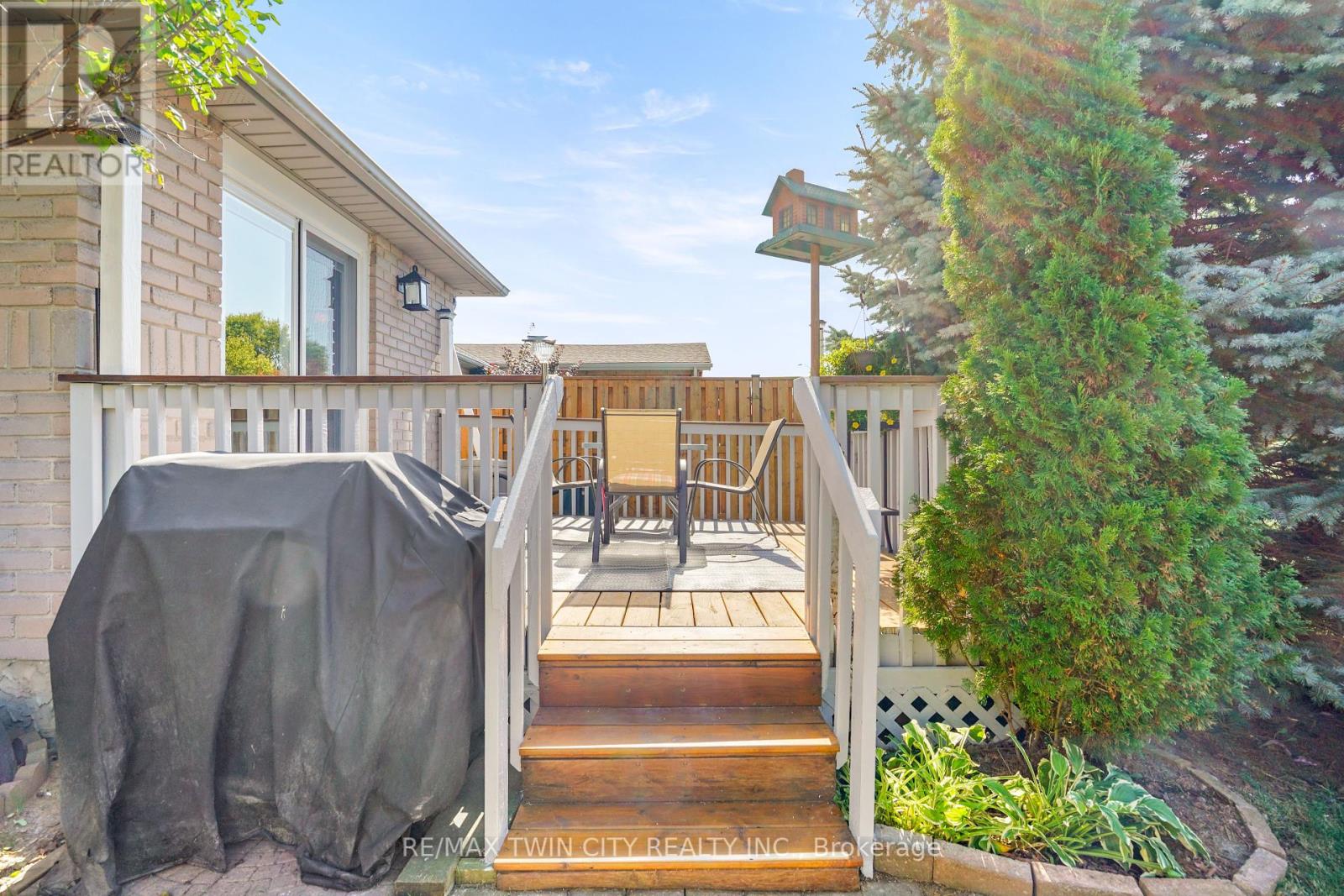 5 Anastasia Crescent, Brantford, Ontario  N3P 2A9 - Photo 44 - X12454507