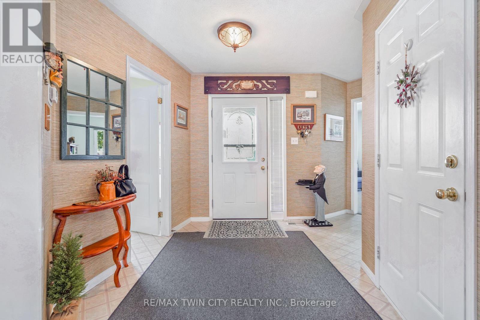 5 Anastasia Crescent, Brantford, Ontario  N3P 2A9 - Photo 7 - X12454507