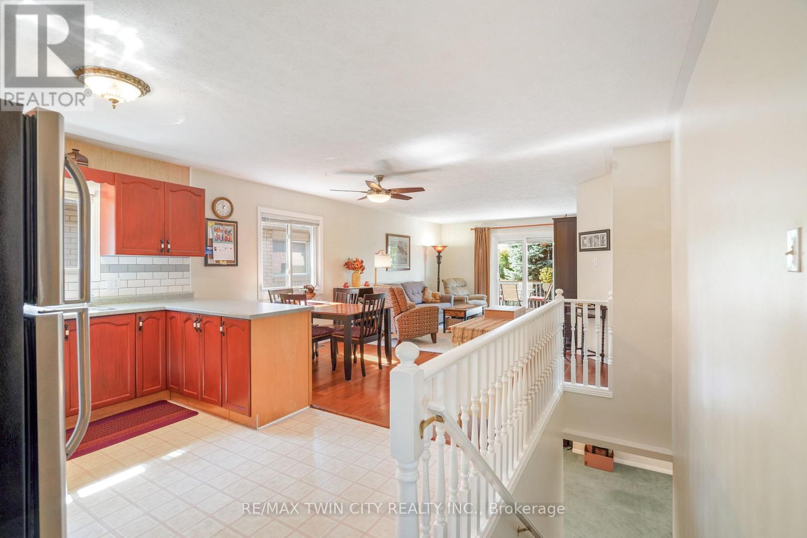 5 Anastasia Crescent, Brantford, Ontario  N3P 2A9 - Photo 8 - X12454507