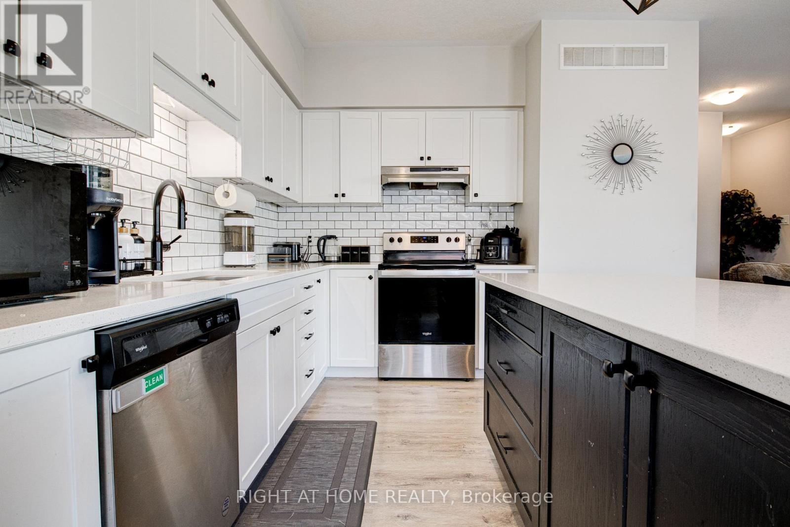 34 Vitality Drive, Kitchener, Ontario  N2R 0R7 - Photo 14 - X12454552