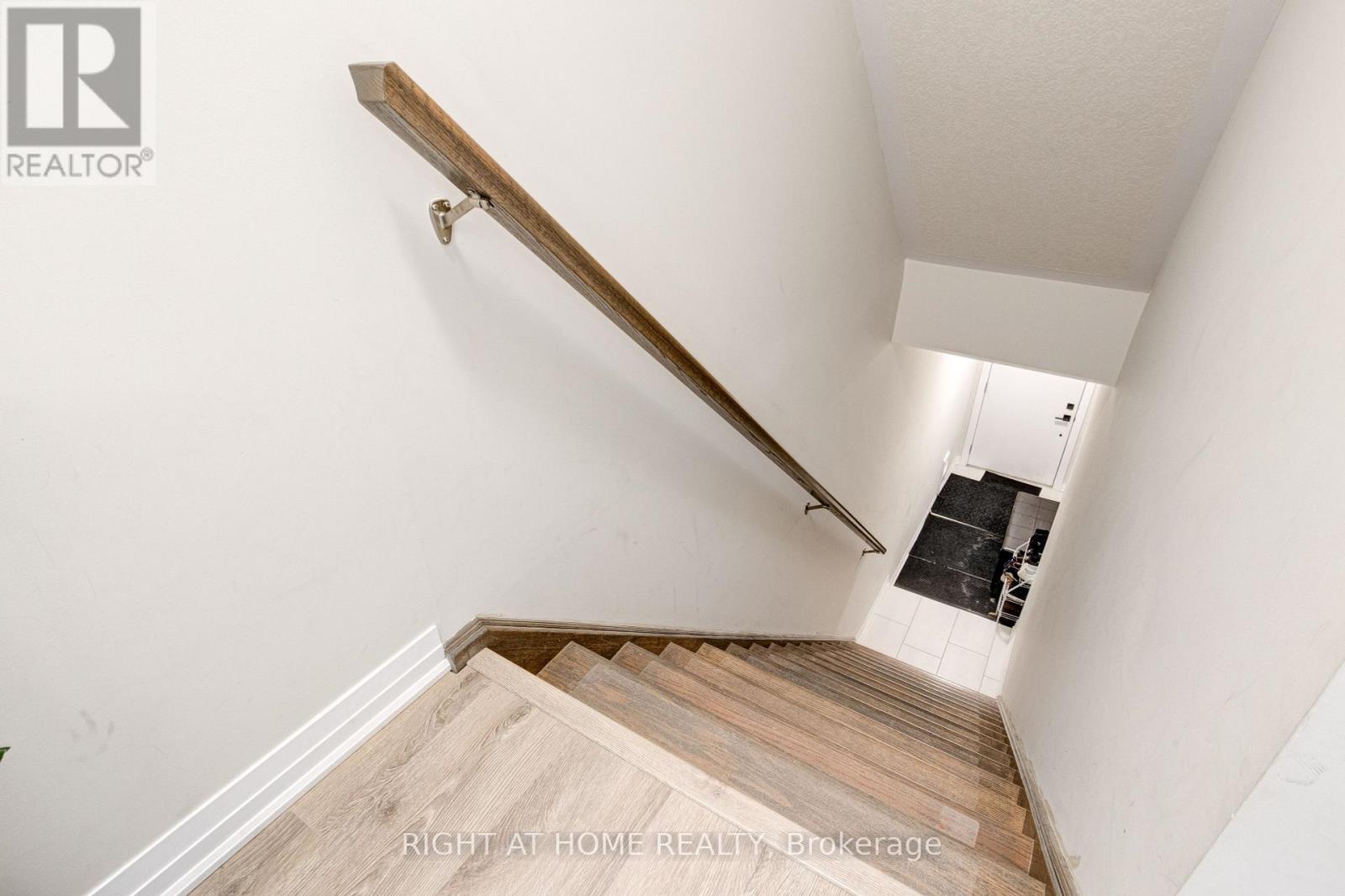 34 Vitality Drive, Kitchener, Ontario  N2R 0R7 - Photo 7 - X12454552