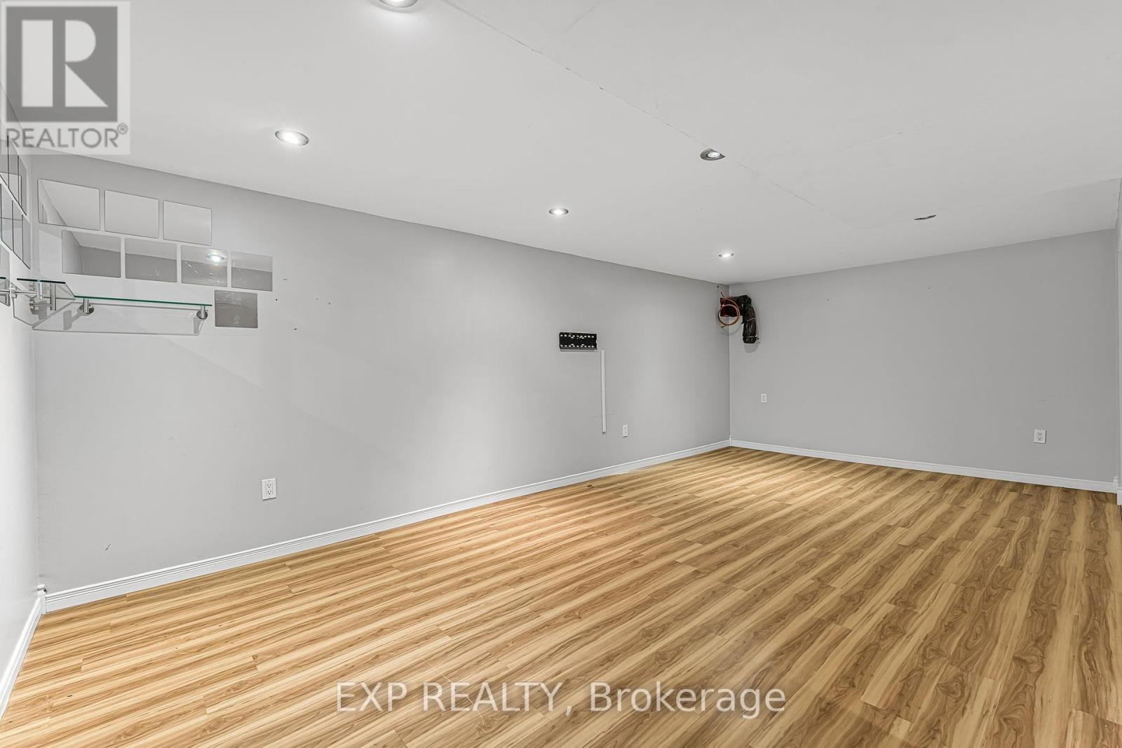 27 Locke Avenue, St. Thomas, Ontario  N5P 3X5 - Photo 25 - X12454564