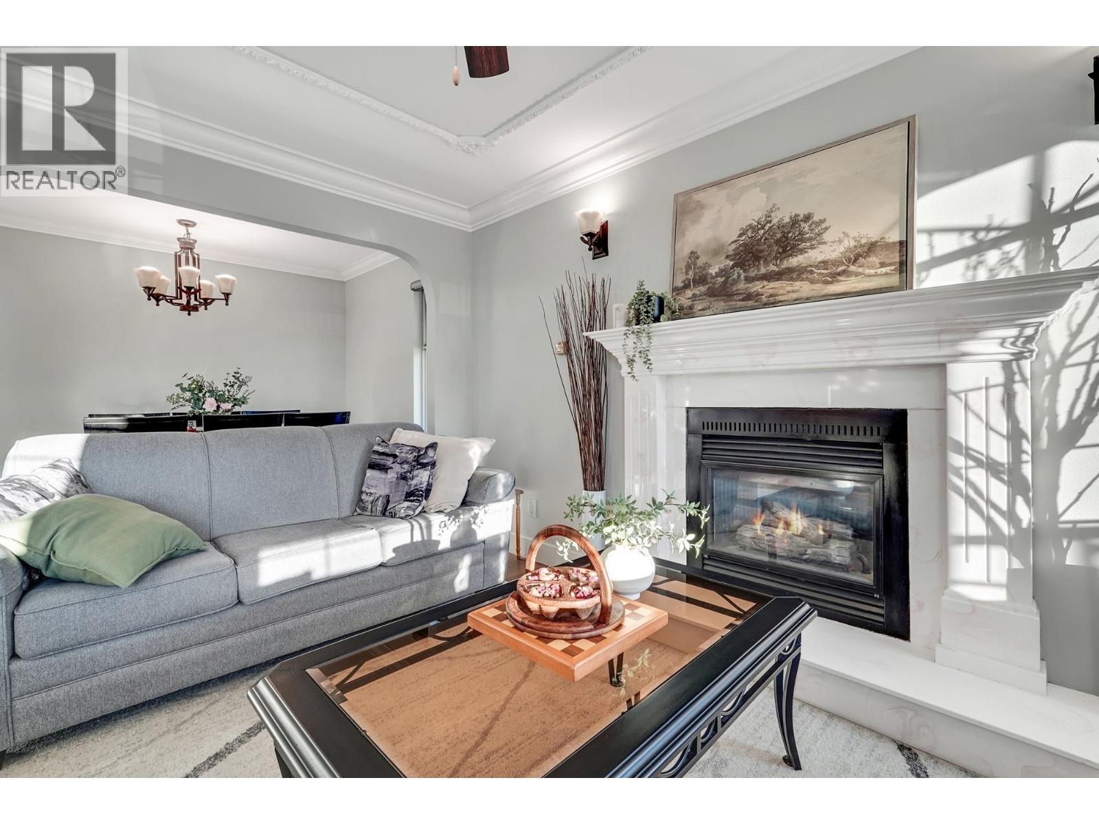 345 Fenton Street, New Westminster, British Columbia  V3M 5J1 - Photo 4 - R3057091