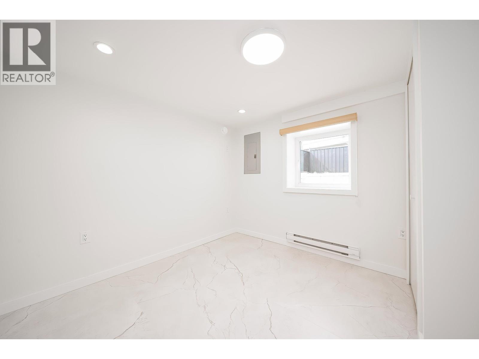 7620 GILLEY AVENUE, Burnaby, British Columbia