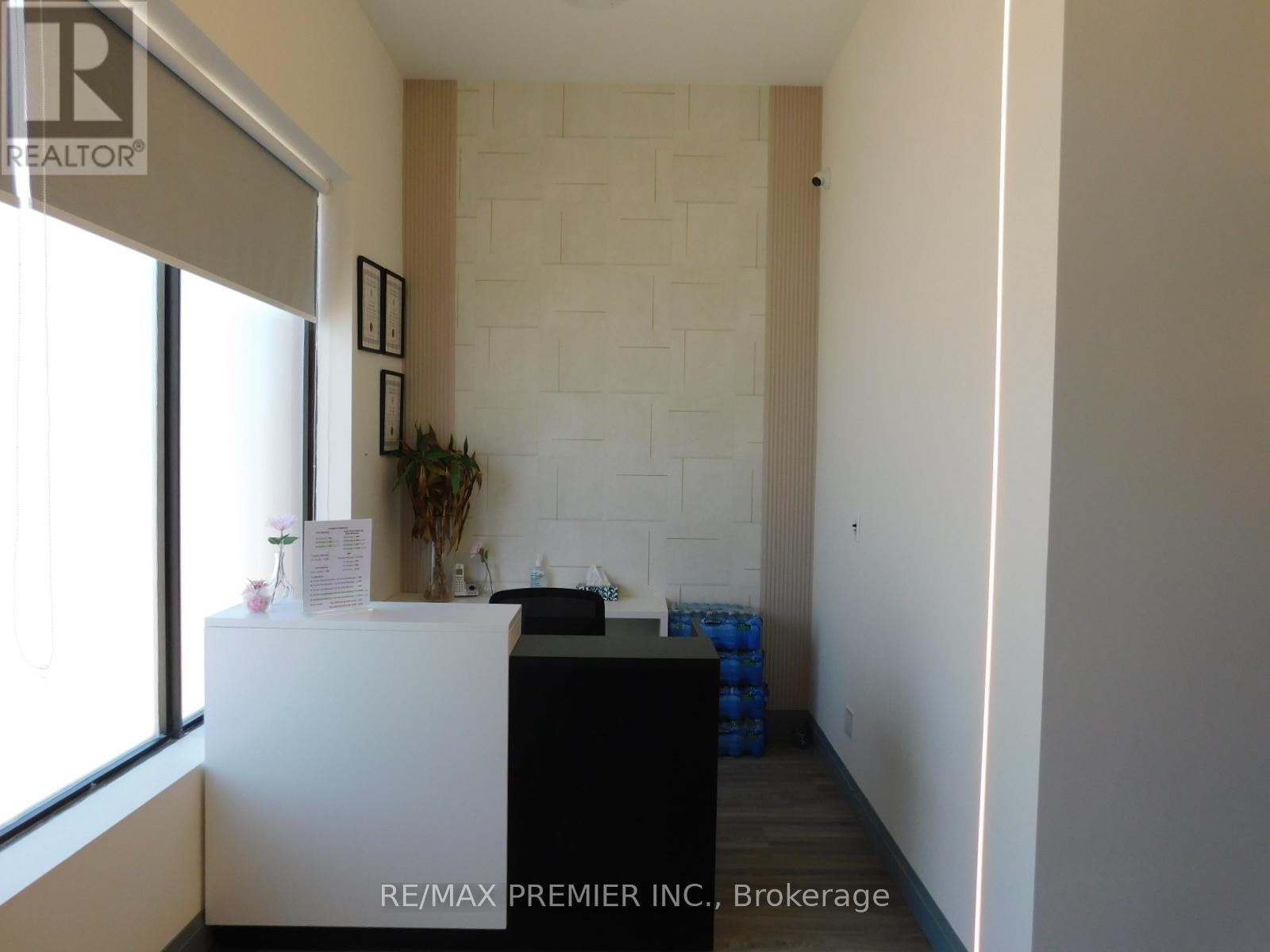 6 - 180 Winges Road, Vaughan, Ontario  L4L 6C7 - Photo 4 - N12454215