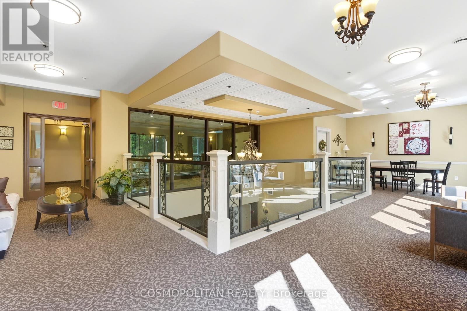204 - 2799 St. Paul Avenue, Niagara Falls, Ontario  L2J 2L3 - Photo 4 - X12425442
