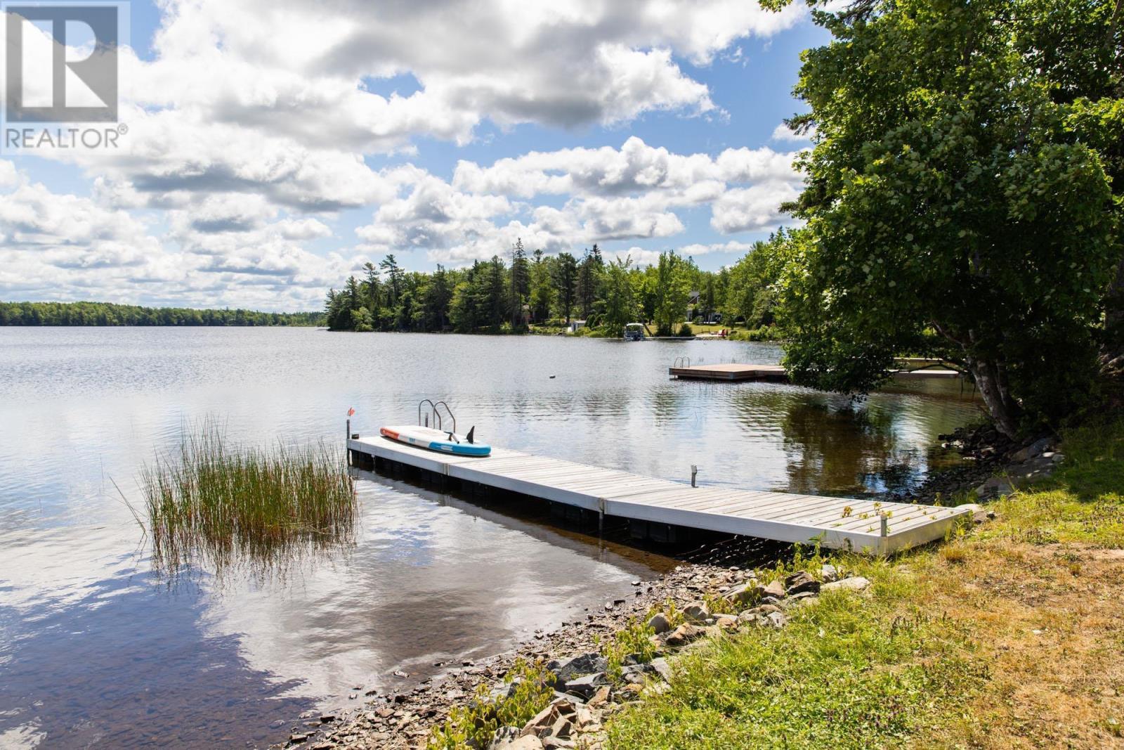 3 Pentz Lake Drive, Mount Uniacke, Nova Scotia  B0N 1Z0 - Photo 45 - 202519028