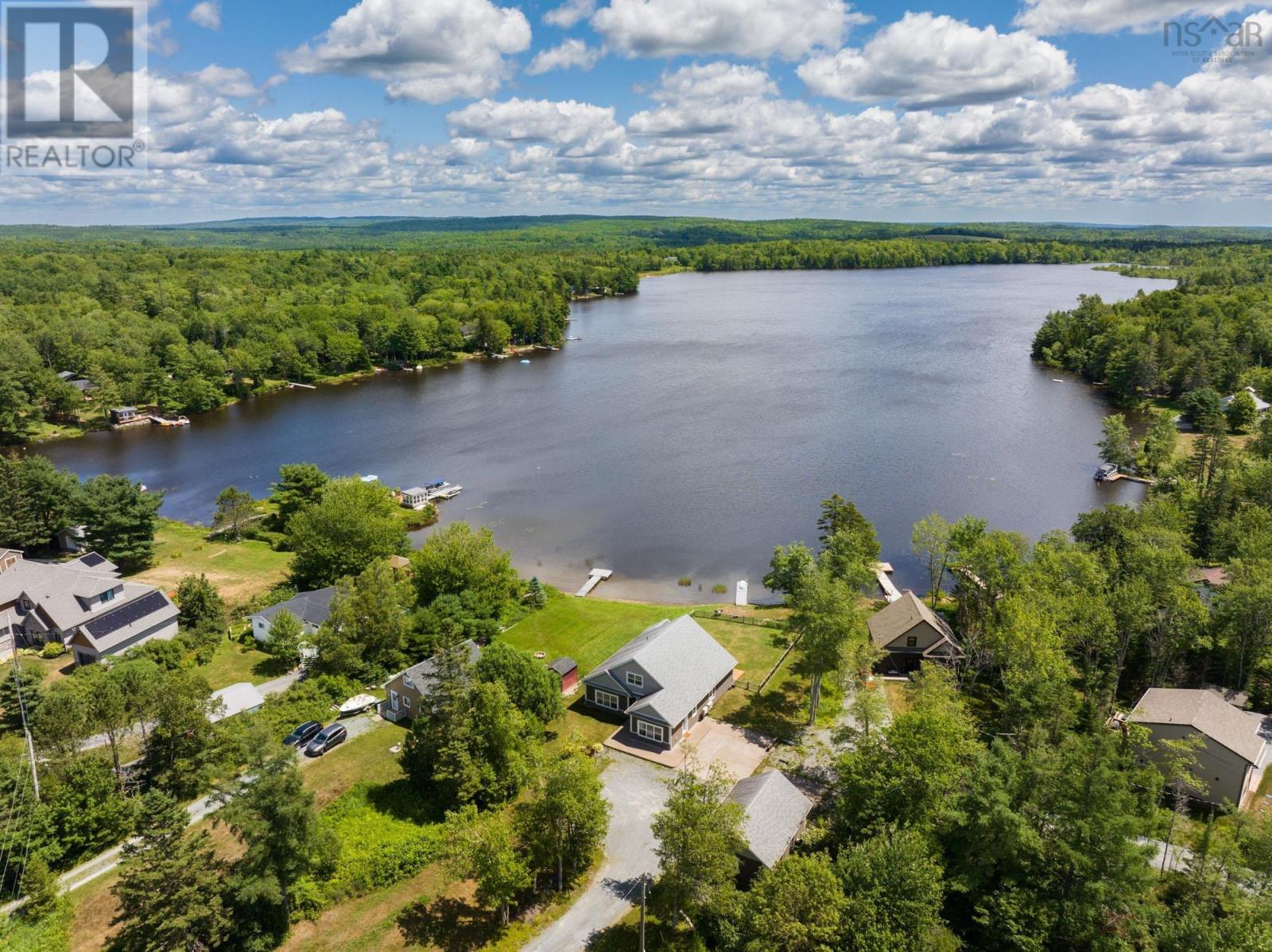 3 Pentz Lake Drive, Mount Uniacke, Nova Scotia  B0N 1Z0 - Photo 5 - 202519028