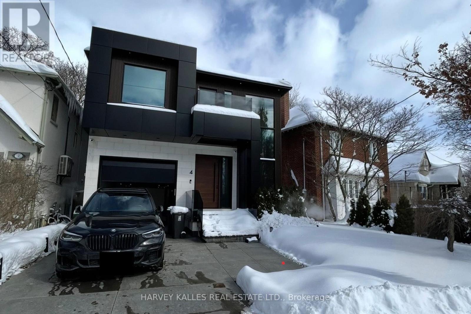 4 Douglas Crescent, Toronto, Ontario  M4W 2E7 - Photo 45 - C12452651