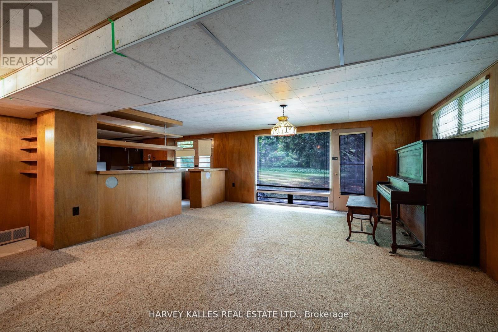 17 Munro Boulevard, Toronto (St. Andrew-Windfields), Ontario  M2L 1C1 - Photo 21 - C12454125