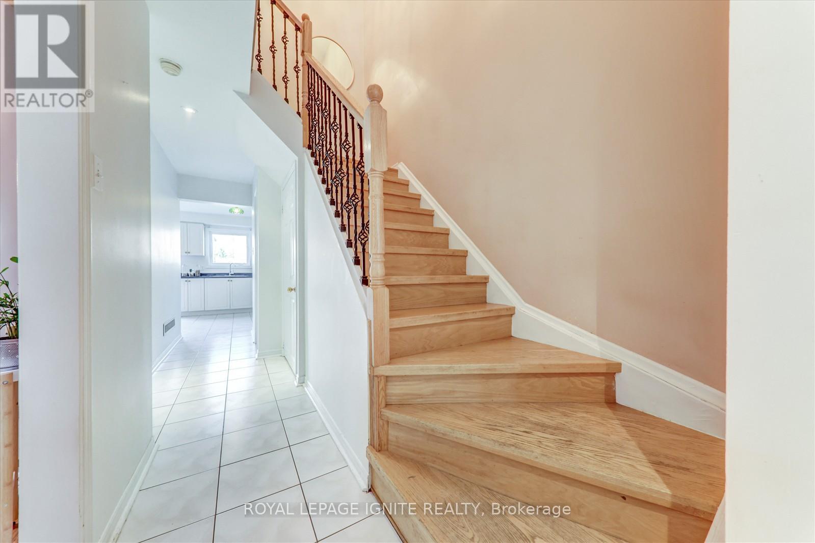 218 Sophia Road, Markham, Ontario  L3S 4C6 - Photo 7 - N12454491