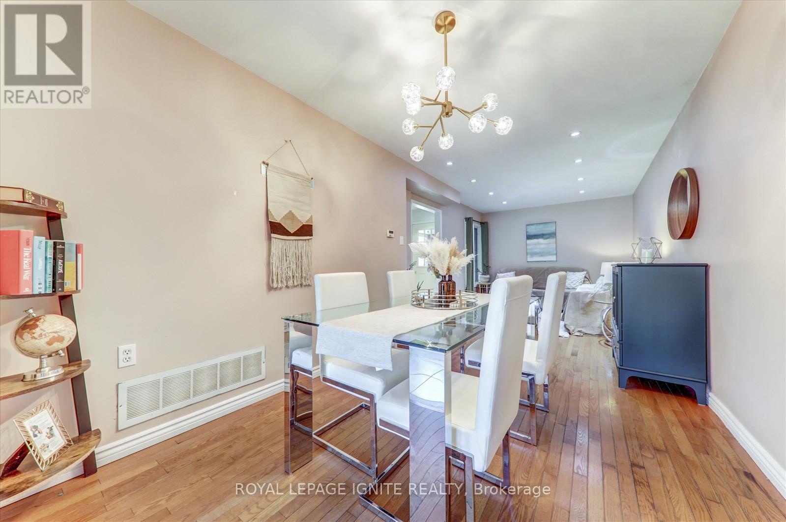 218 Sophia Road, Markham, Ontario  L3S 4C6 - Photo 11 - N12454491