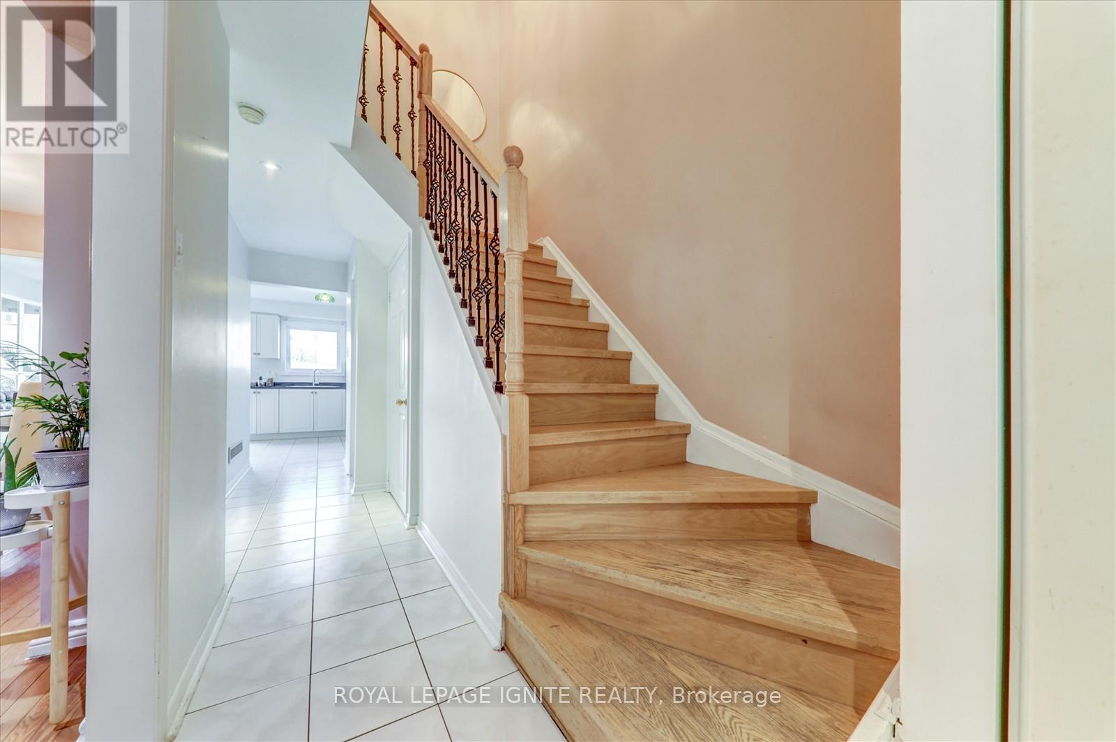 218 Sophia Road, Markham, Ontario  L3S 4C6 - Photo 17 - N12454491