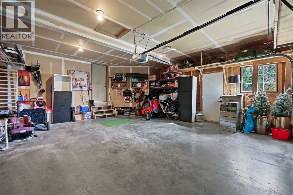52 West Edge Road, Cochrane, Alberta  T4C 1L1 - Photo 38 - A2262912