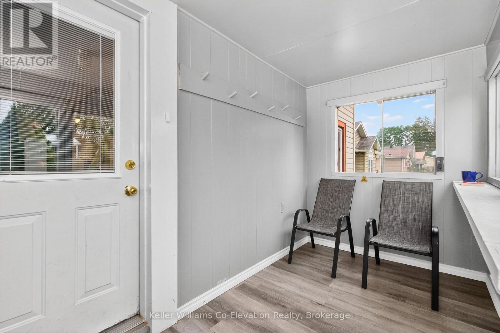 808 Quebec Street, Midland, Ontario  L4R 1E9 - Photo 3 - S12454754