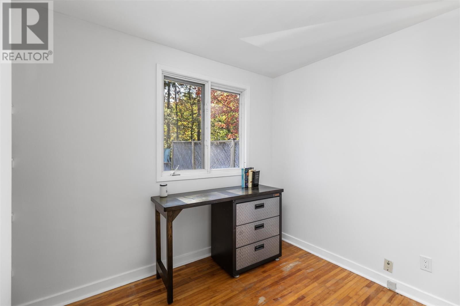 1579 Queen St E, Sault Ste. Marie, Ontario  P6A 2G5 - Photo 18 - SM252899