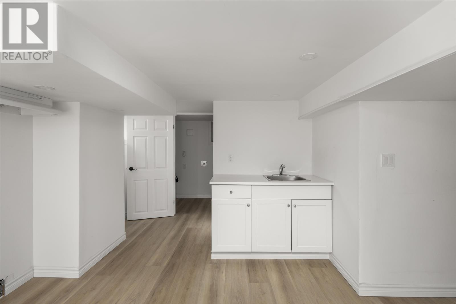 1579 Queen St E, Sault Ste. Marie, Ontario  P6A 2G5 - Photo 26 - SM252899