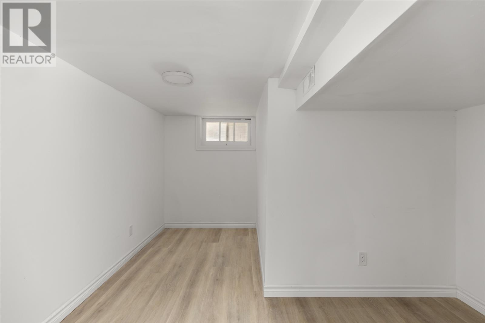 1579 Queen St E, Sault Ste. Marie, Ontario  P6A 2G5 - Photo 27 - SM252899