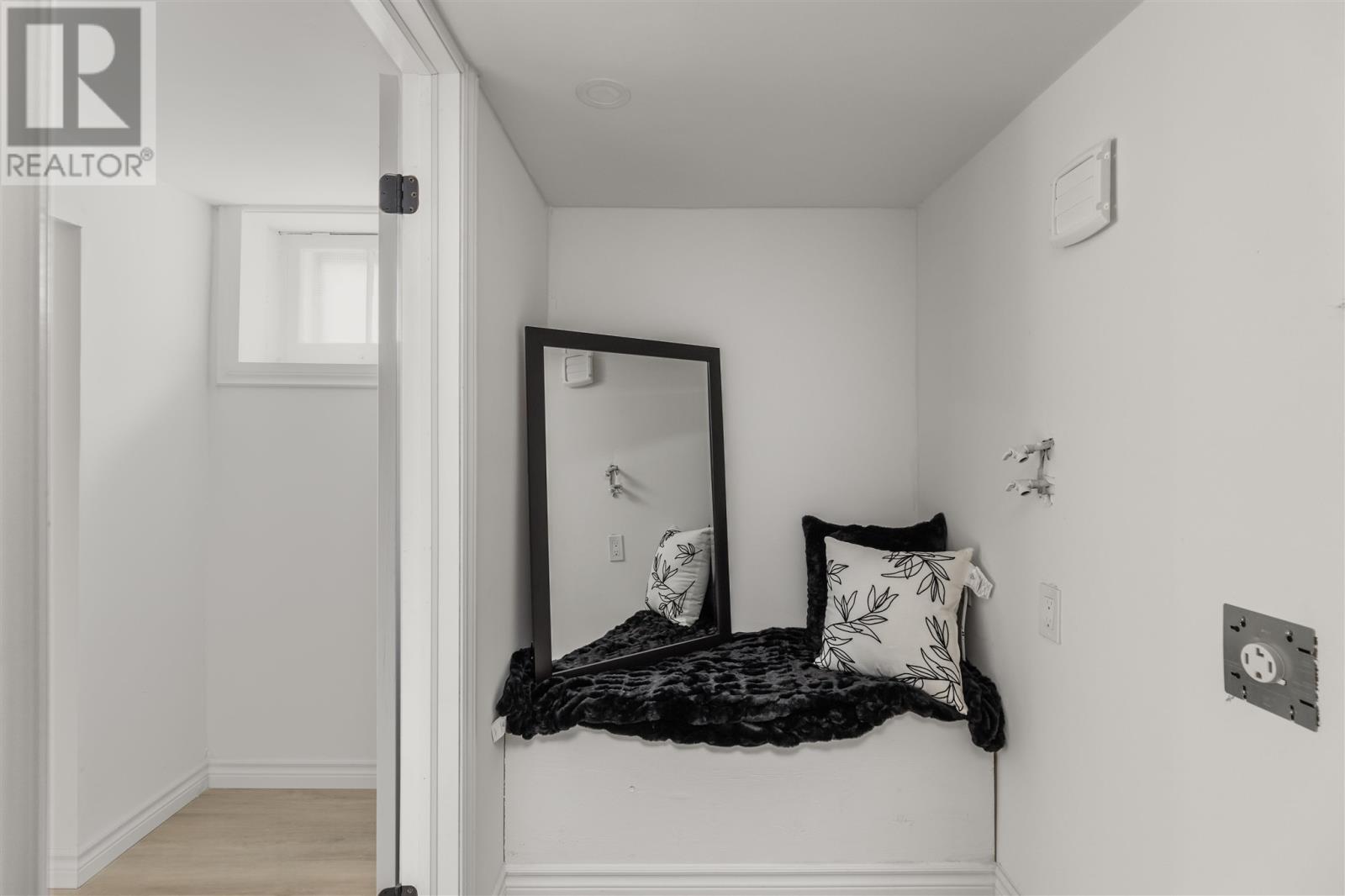 1579 Queen St E, Sault Ste. Marie, Ontario  P6A 2G5 - Photo 32 - SM252899