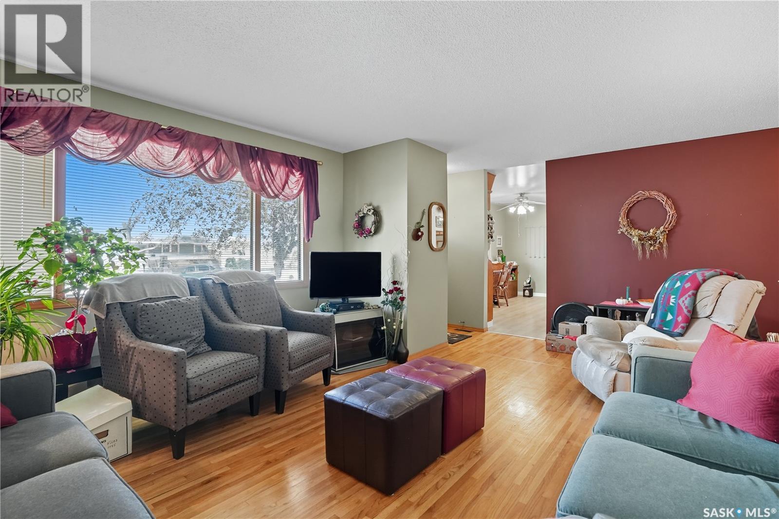 119 Hammond Road, Regina, Saskatchewan  S4R 3C9 - Photo 6 - SK020344
