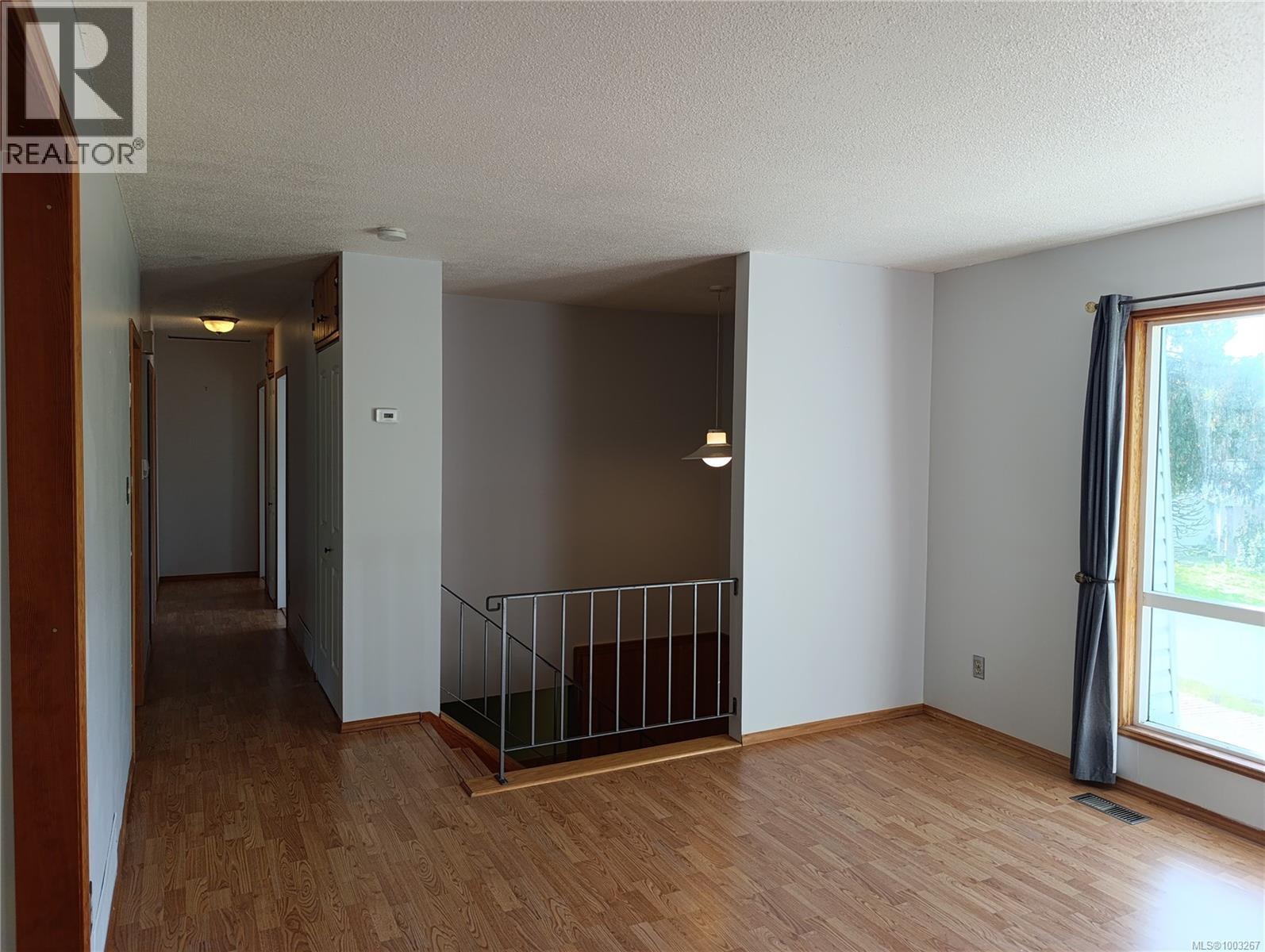 1203 Maquinna Ave, Port Alice, British Columbia  V0N 2N0 - Photo 11 - 1003267