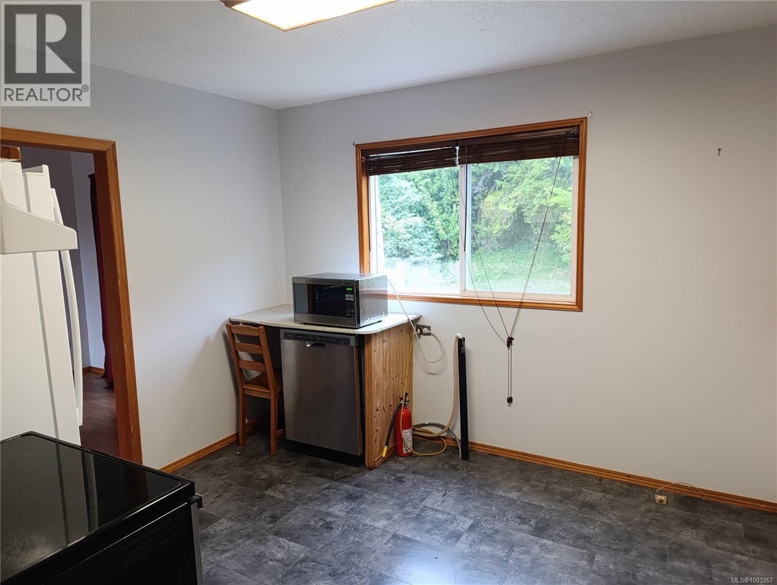 1203 Maquinna Ave, Port Alice, British Columbia  V0N 2N0 - Photo 19 - 1003267