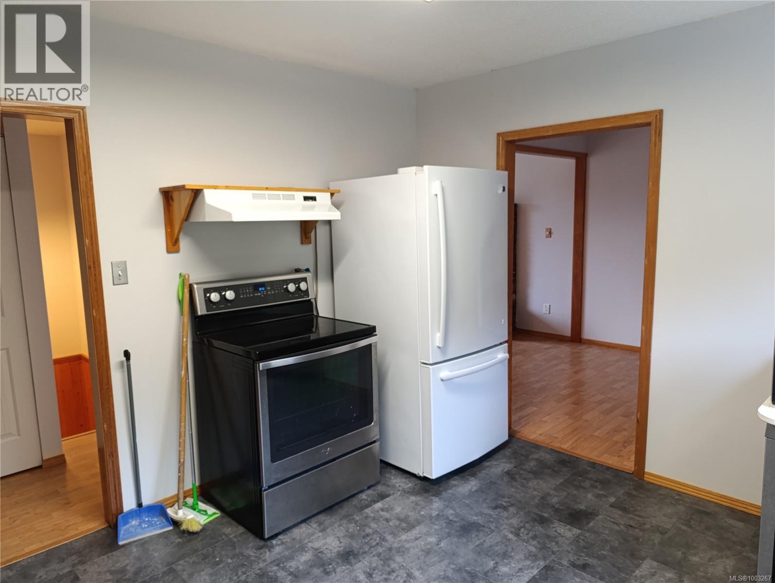 1203 Maquinna Ave, Port Alice, British Columbia  V0N 2N0 - Photo 20 - 1003267