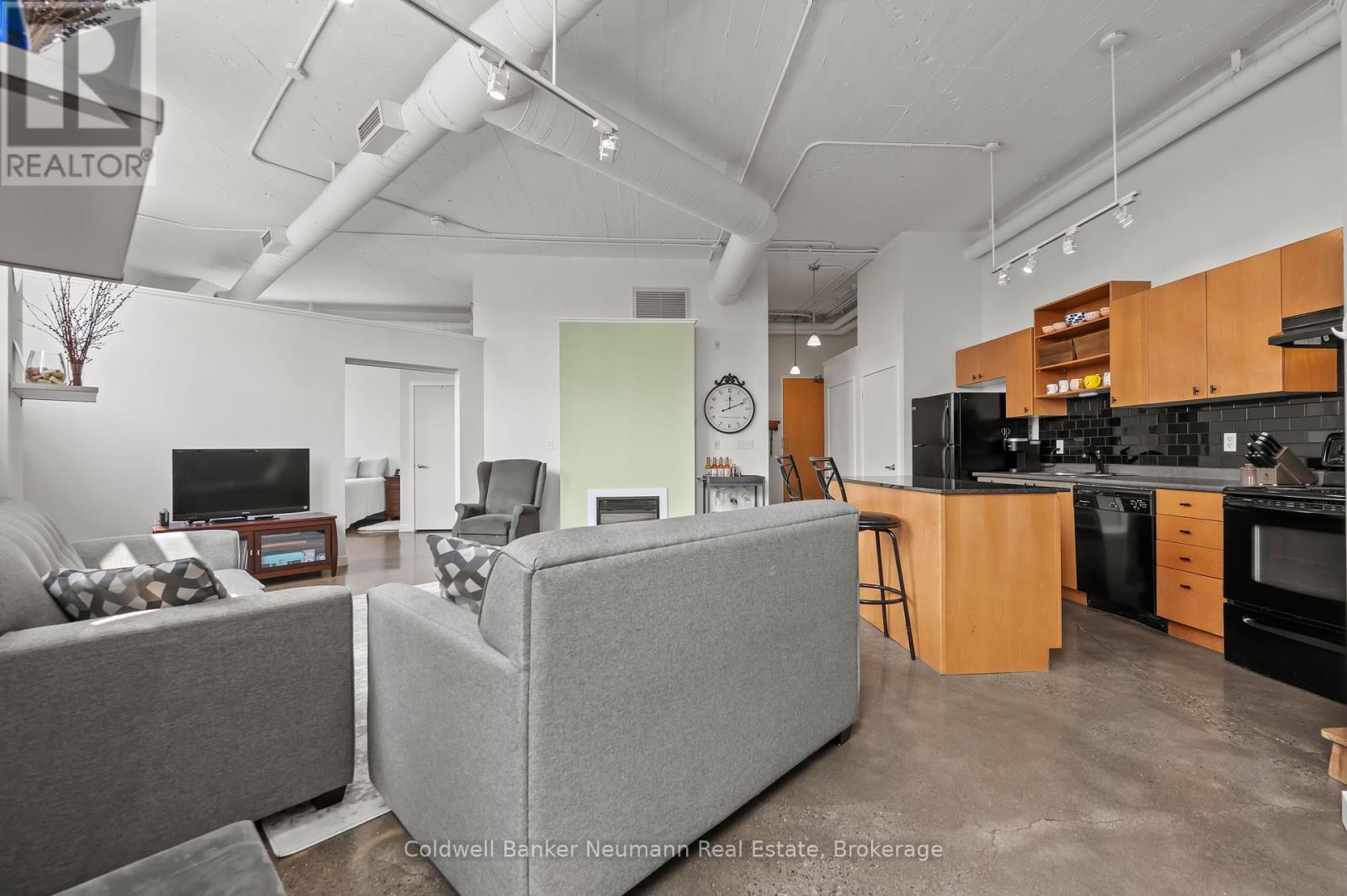 308 - 404 King Street West Street W, Kitchener, Ontario  N2G 2L5 - Photo 11 - X12454738