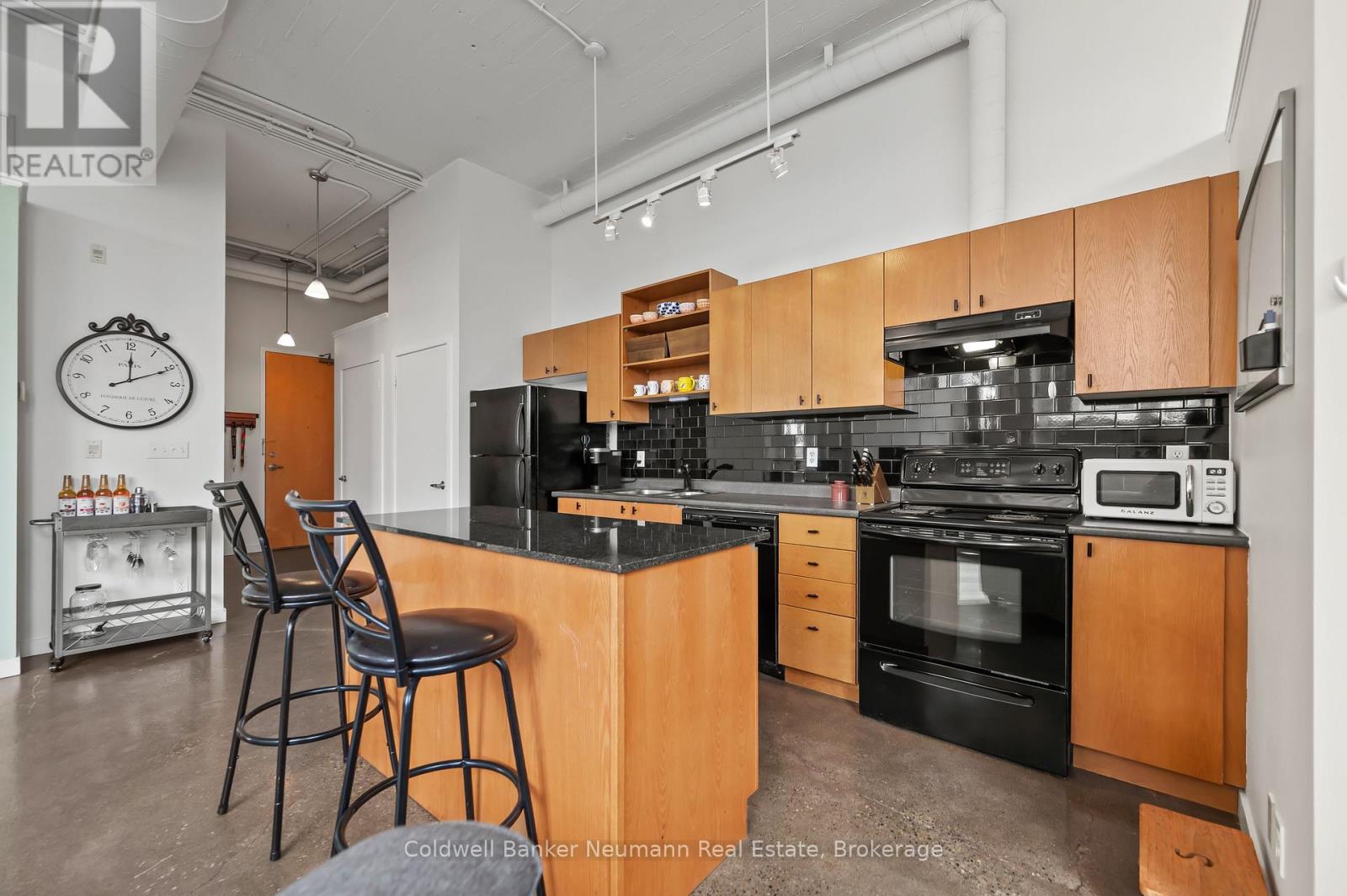 308 - 404 King Street West Street W, Kitchener, Ontario  N2G 2L5 - Photo 9 - X12454738