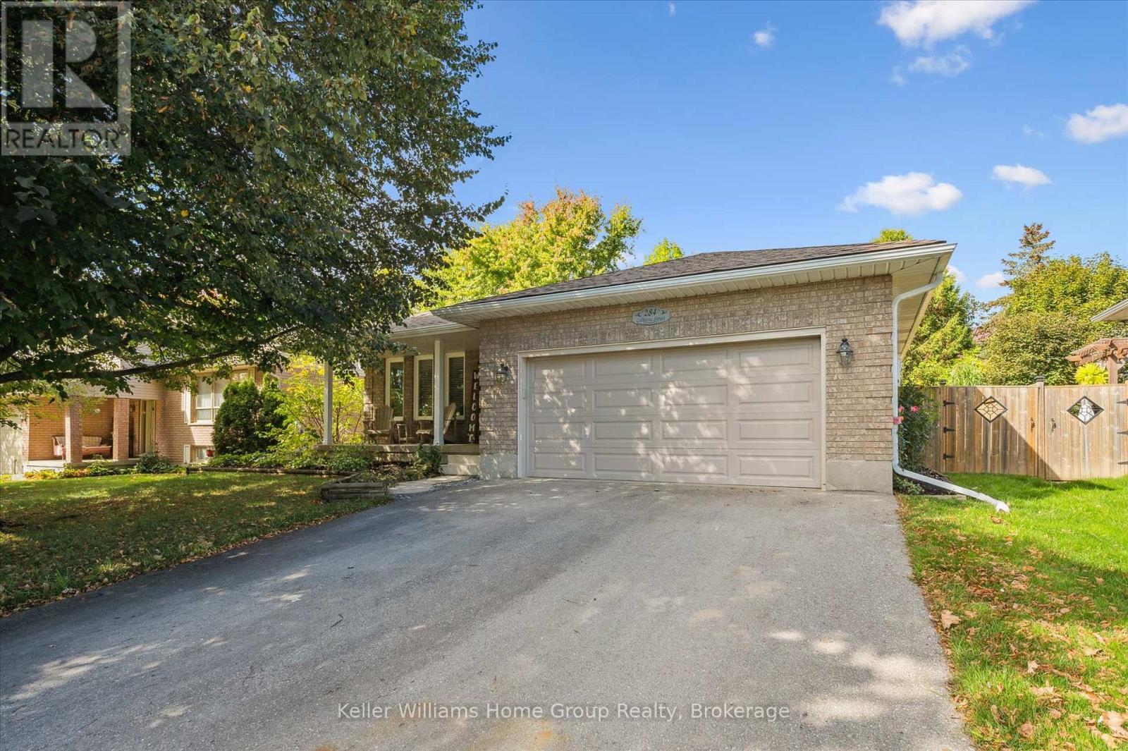284 Colborne Street, Centre Wellington, Ontario  N0B 1S0 - Photo 2 - X12454739
