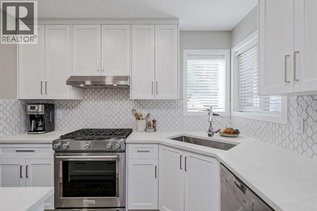 57 Strathlea Grove Sw, Calgary, Alberta  T3H 5C5 - Photo 10 - A2261498