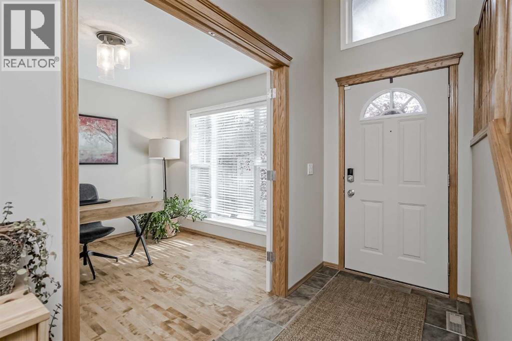 57 Strathlea Grove Sw, Calgary, Alberta  T3H 5C5 - Photo 18 - A2261498