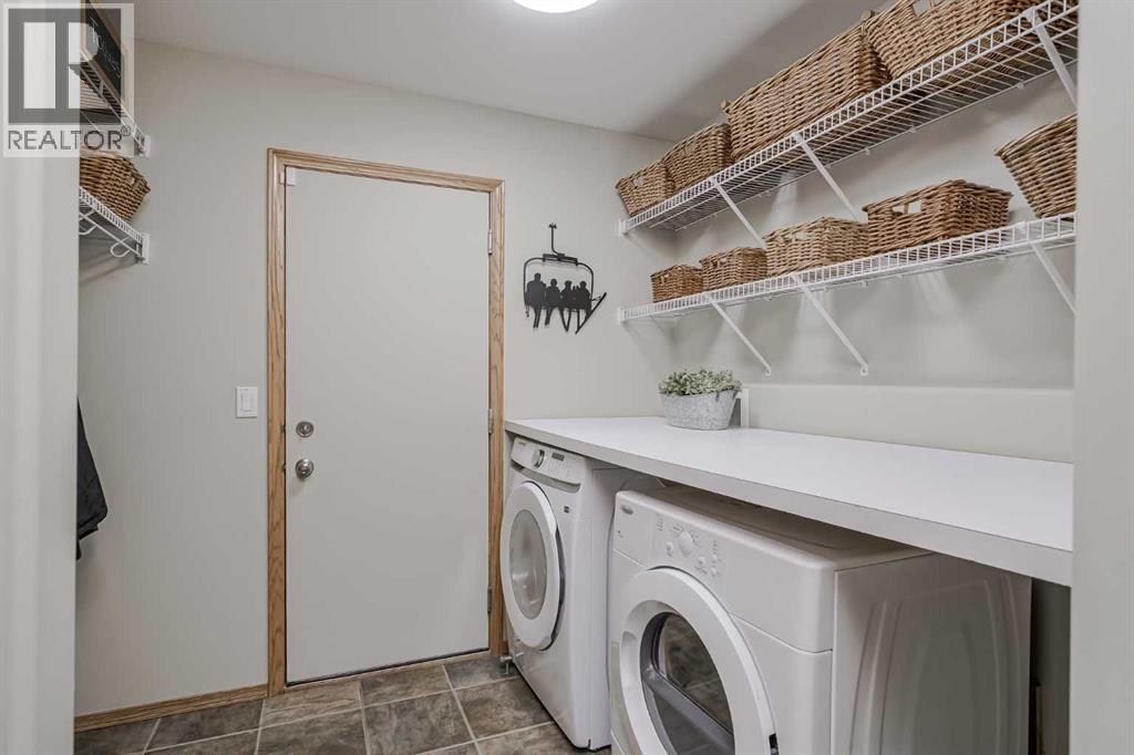 57 Strathlea Grove Sw, Calgary, Alberta  T3H 5C5 - Photo 22 - A2261498