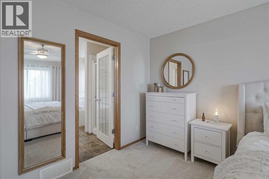 57 Strathlea Grove Sw, Calgary, Alberta  T3H 5C5 - Photo 30 - A2261498