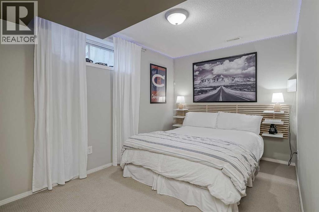 57 Strathlea Grove Sw, Calgary, Alberta  T3H 5C5 - Photo 39 - A2261498