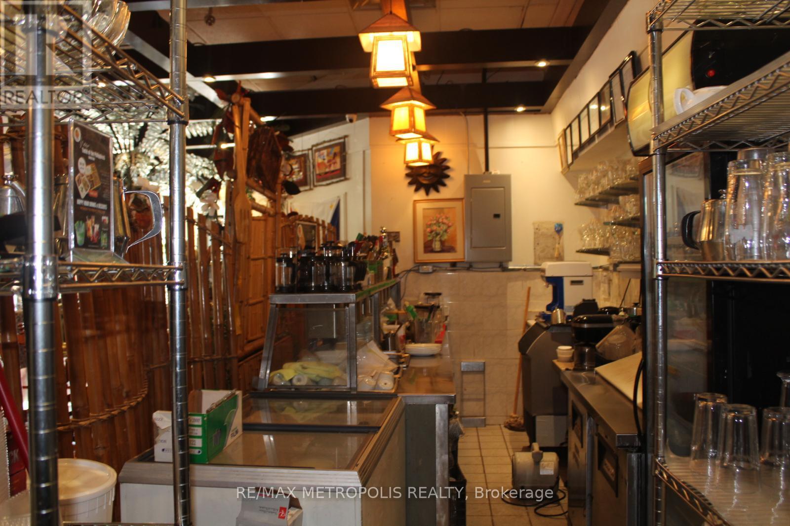 1 - 879 York Mills Road, Toronto, Ontario  M3B 1Y5 - Photo 27 - C12454025