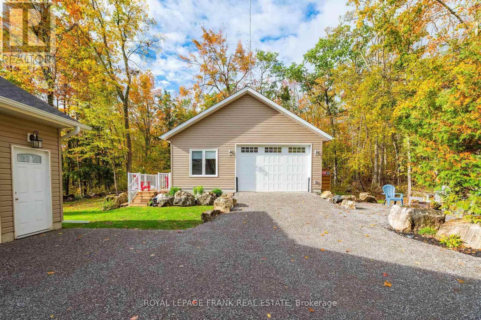 25 Lakeland Avenue, Trent Lakes, Ontario  K0L 1J0 - Photo 2 - X12454715