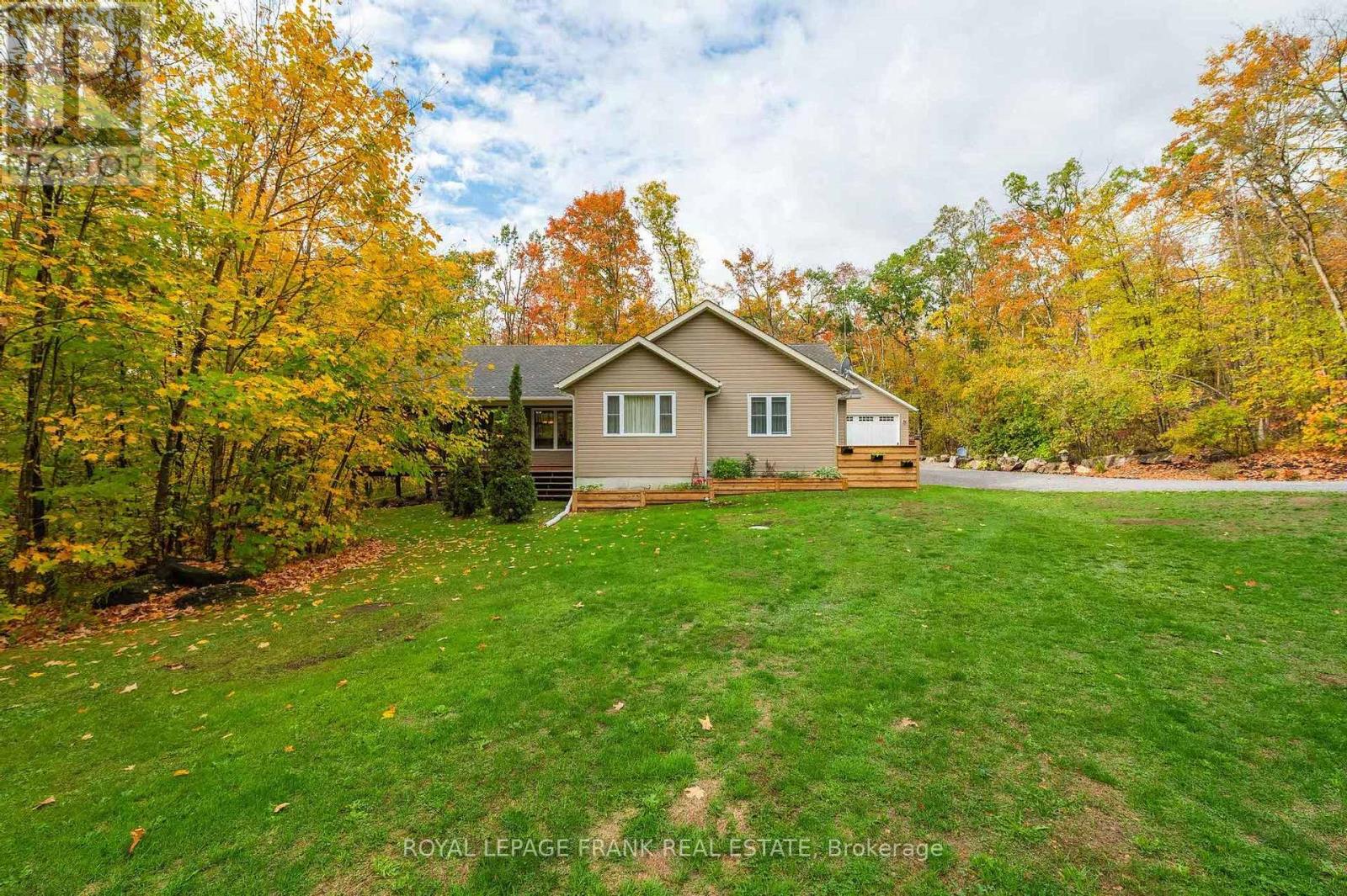 25 Lakeland Avenue, Trent Lakes, Ontario  K0L 1J0 - Photo 38 - X12454715