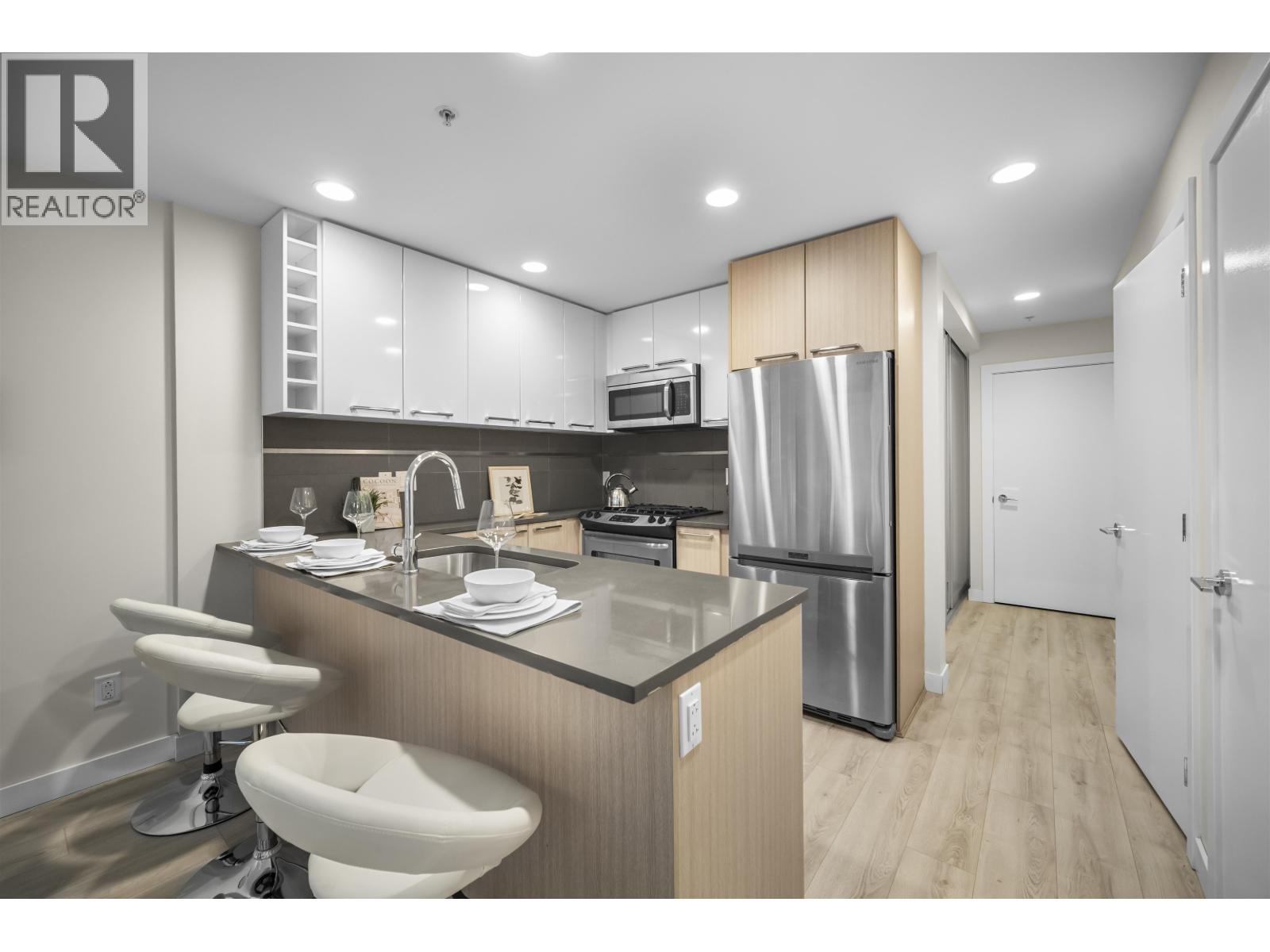 207 9350 University High Street, Burnaby, British Columbia  V5A 0B6 - Photo 6 - R3051482