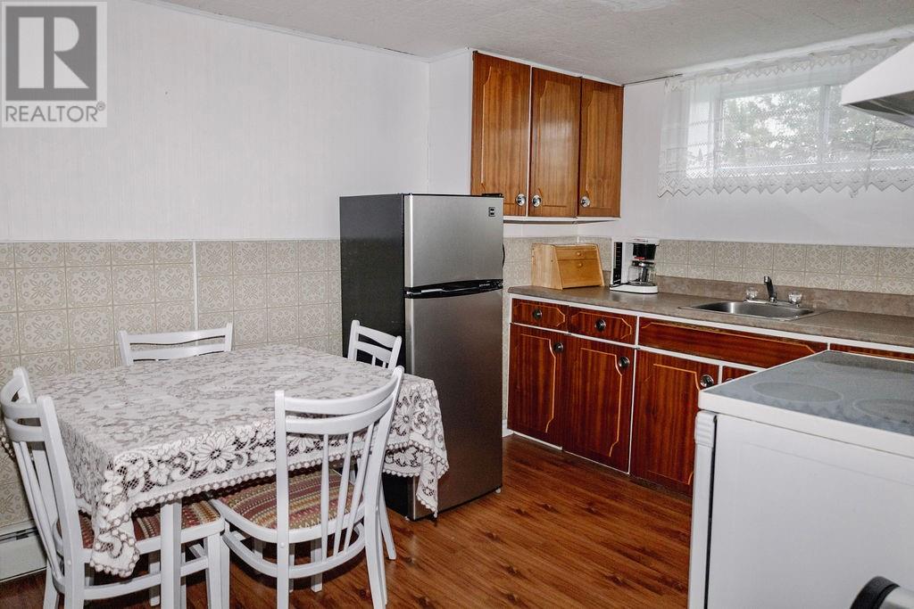 15 Baldwin Street, Gander, Newfoundland & Labrador  A1V 1L4 - Photo 13 - 1291213