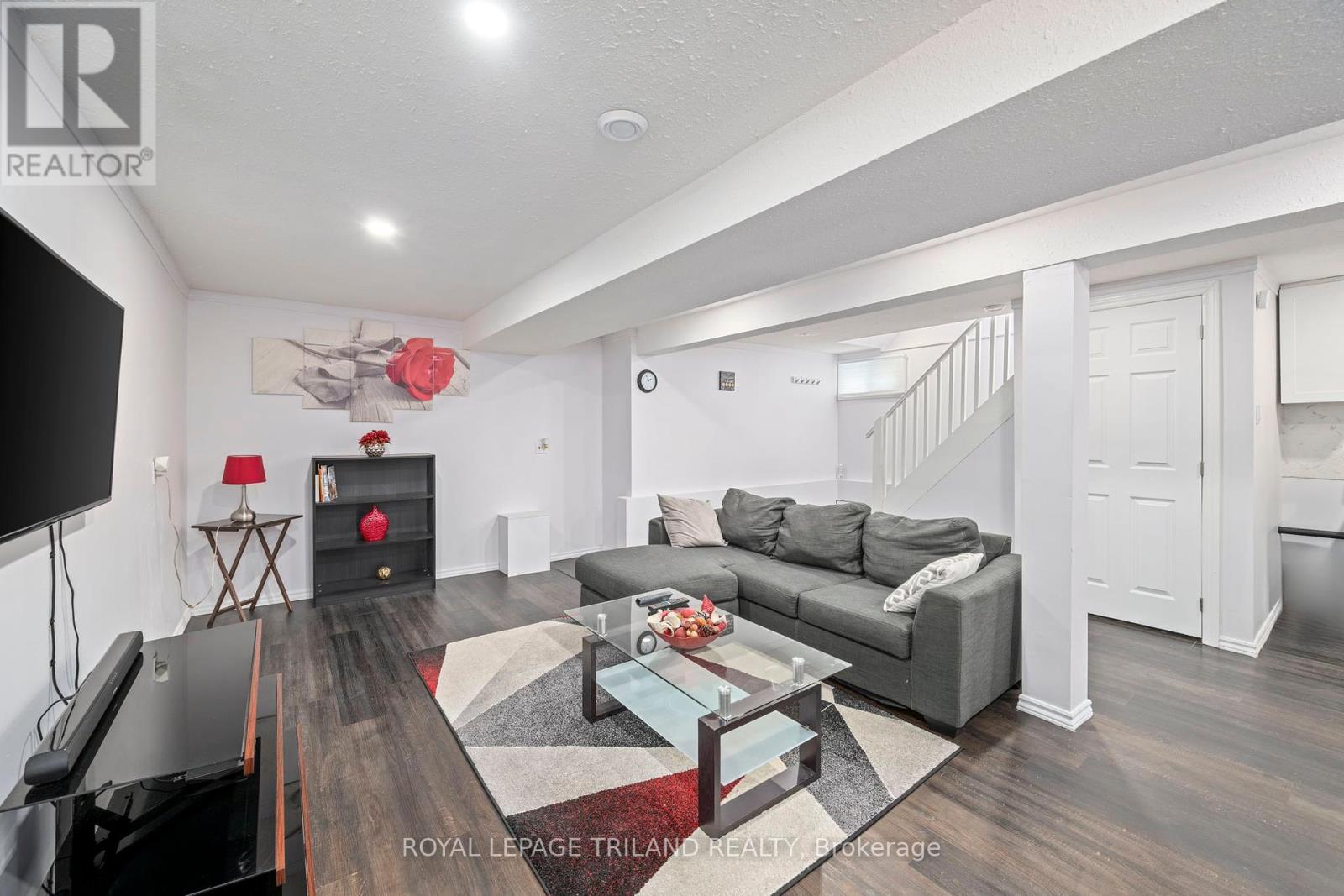 9 Johnson Place, St. Thomas, Ontario  N5P 2E9 - Photo 13 - X12454697