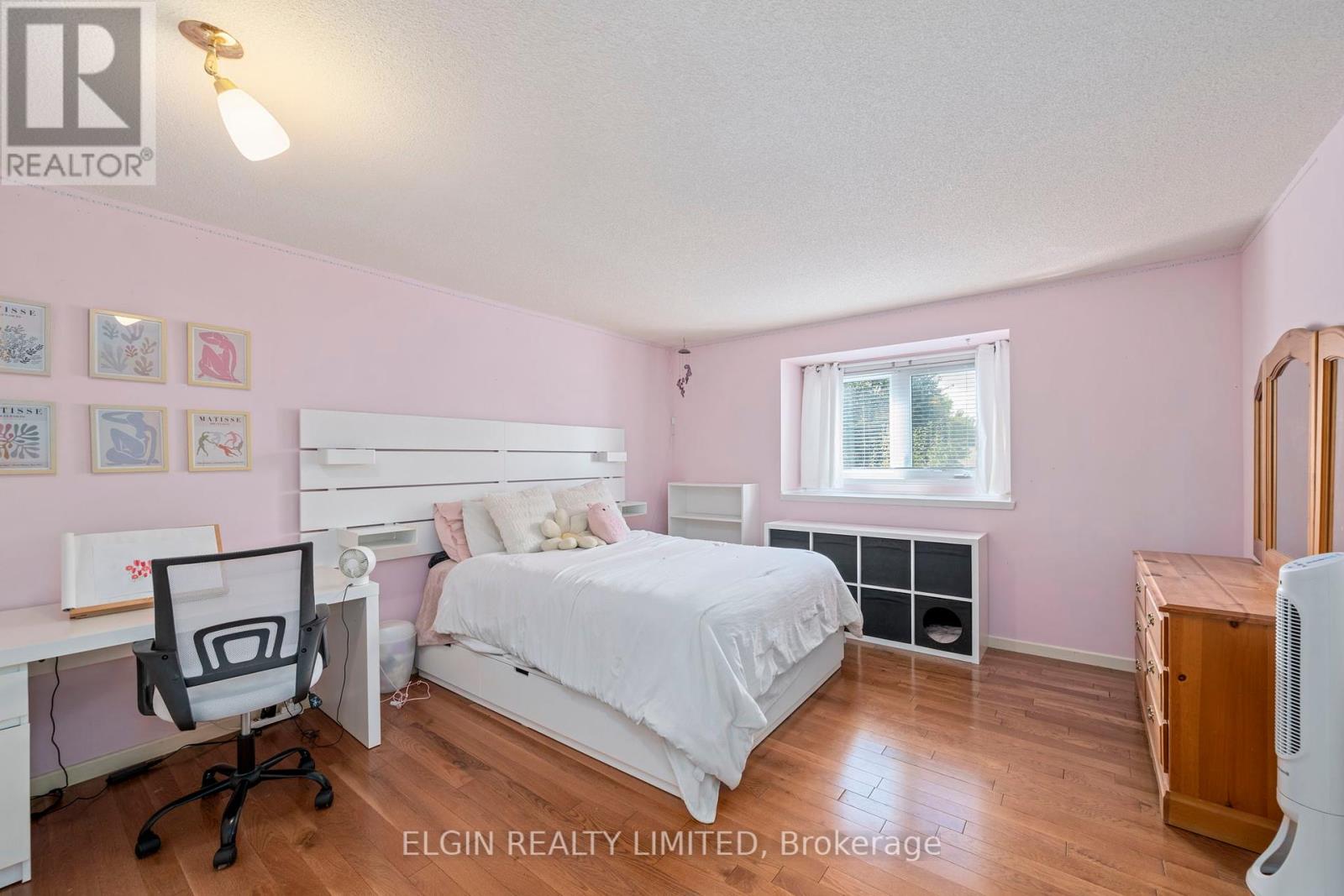 23 Farmington Crescent, London South, Ontario  N6K 3J2 - Photo 22 - X12454730