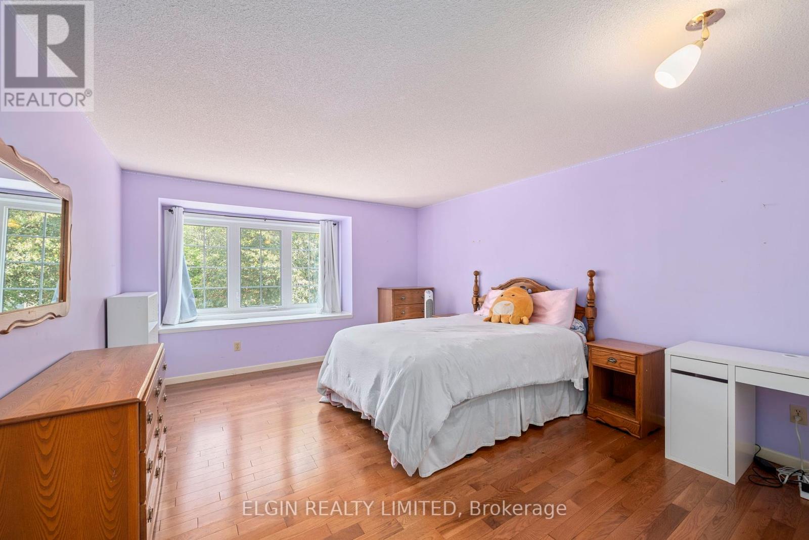 23 Farmington Crescent, London South, Ontario  N6K 3J2 - Photo 23 - X12454730
