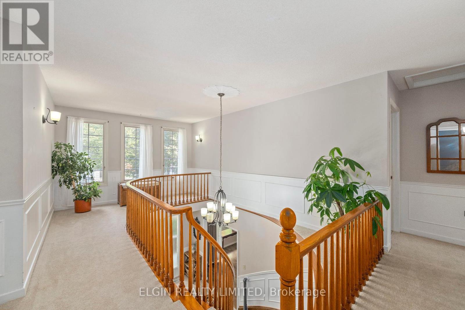 23 Farmington Crescent, London South, Ontario  N6K 3J2 - Photo 27 - X12454730