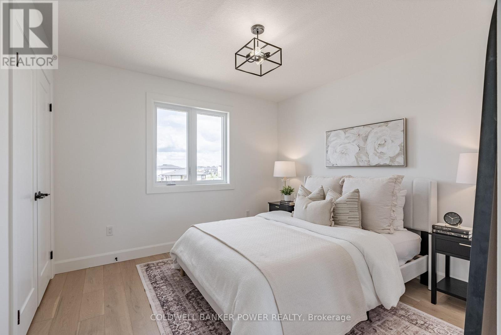 2692 Heardcreek Trail, London North (North S), Ontario  N6G 0W1 - Photo 30 - X12454742