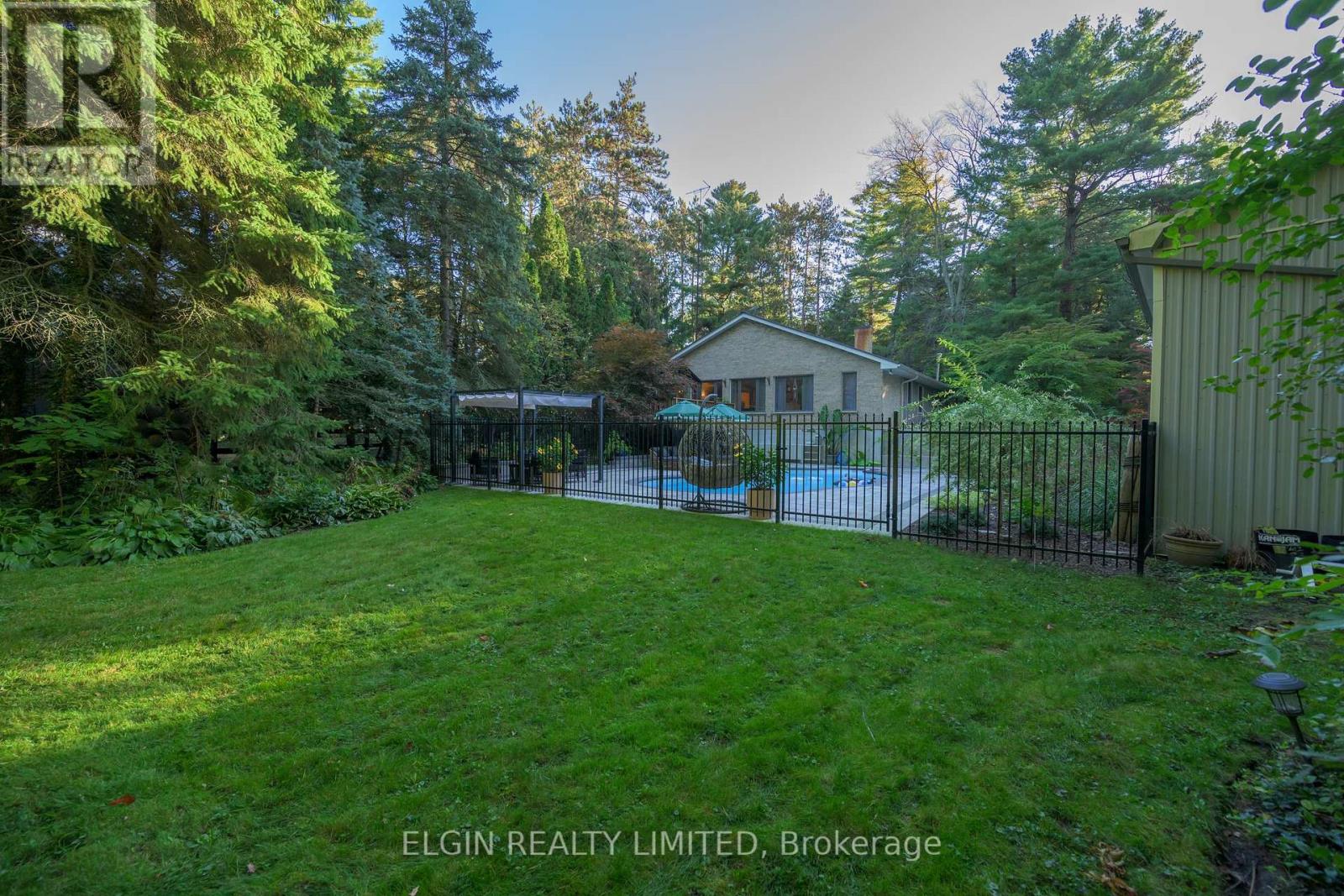 8031 Rogers Road, Malahide, Ontario  N5H 2R4 - Photo 15 - X12454803